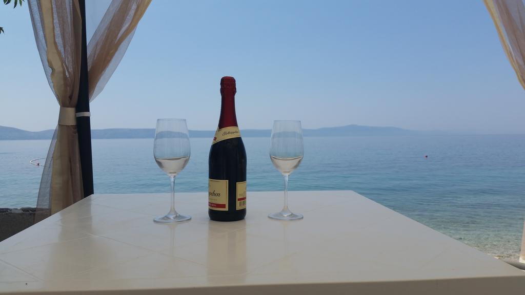 Apartments Vile Holiday Živogošće Rom bilde