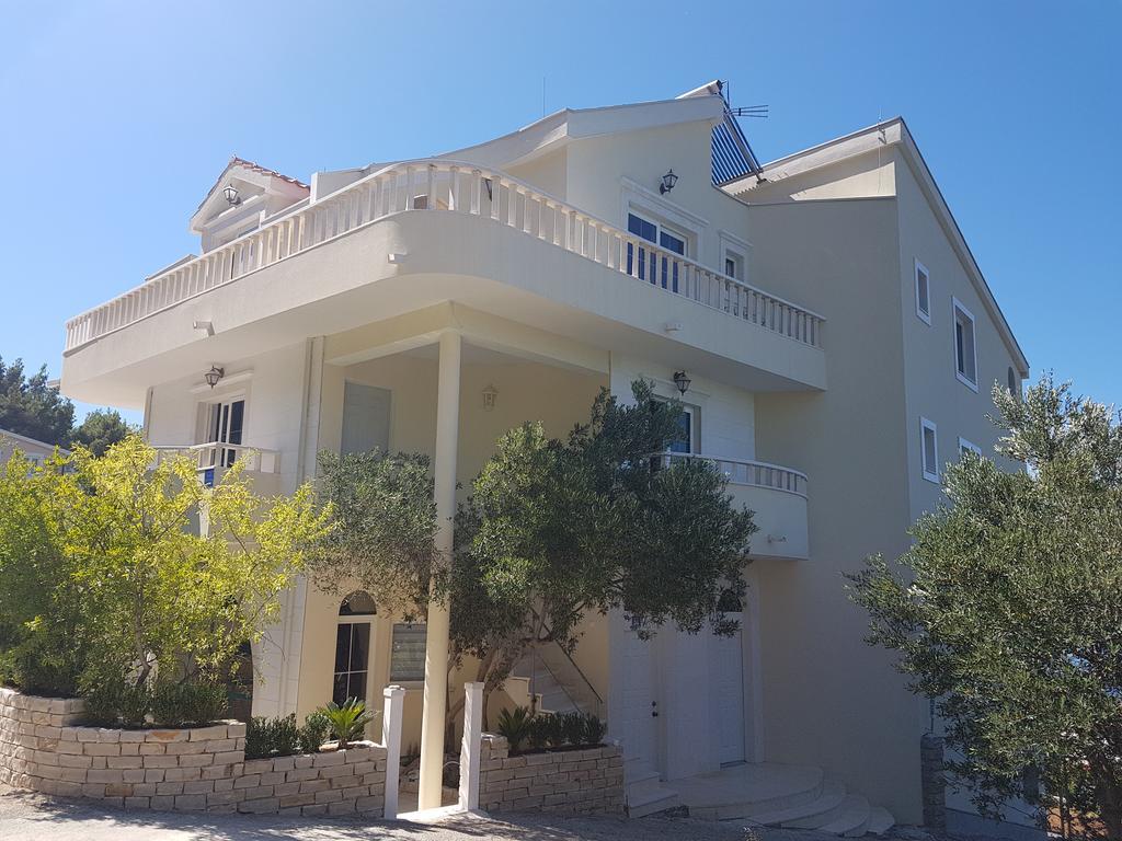 Apartments Vile Holiday Živogošće Eksteriør bilde